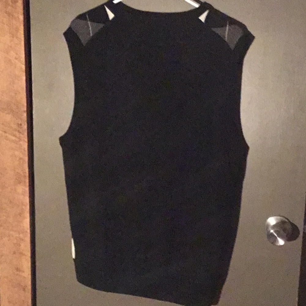 Express Design Studio Large Merino Wool Vest - Picture 2 of 3